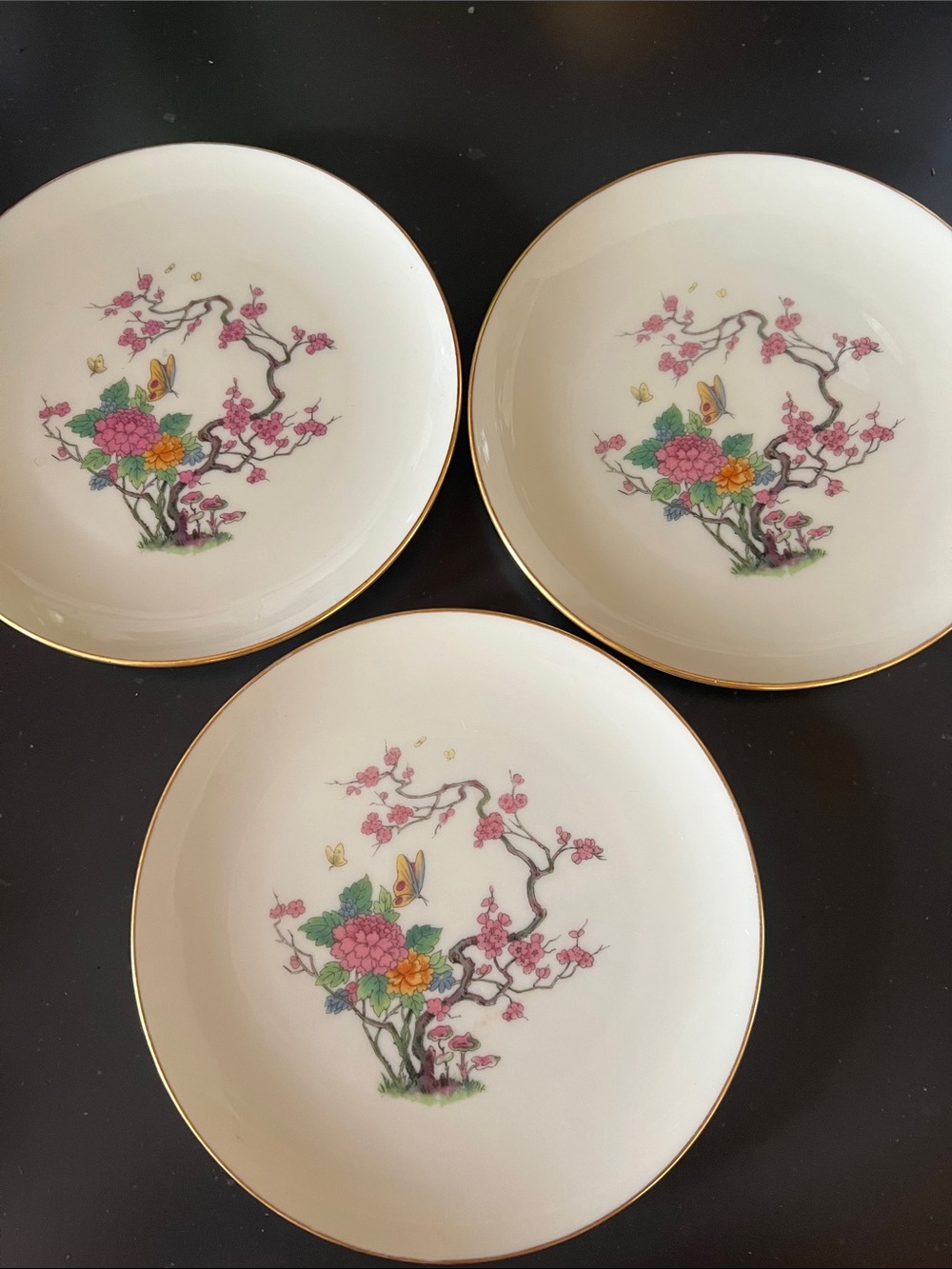 Lenox Ming Coupe x-300 Fine Porcelain  Plates Pink Floral Butterfly Set of 3 USA